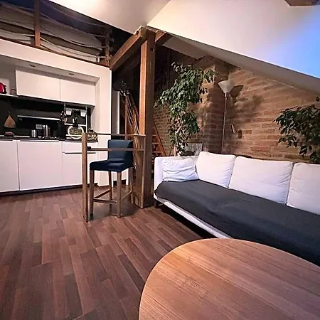 Aparthotel The Republic 3*