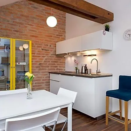The Republic Aparthotel