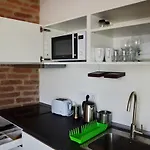 리퍼블릭 아파트먼트