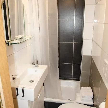 The Republic Apartmanhotel